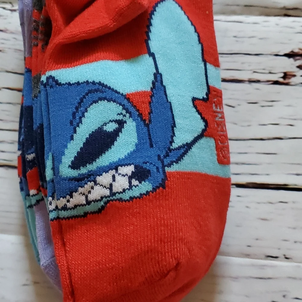 🆕️ DISNEY STITCH NO-SHOW SOCKS (6 PAIRS) 🌸